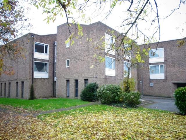 Flat for sale in Lower Halliford, Surrey