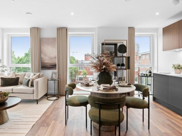 Flat for sale in Glyndon, Plumstead