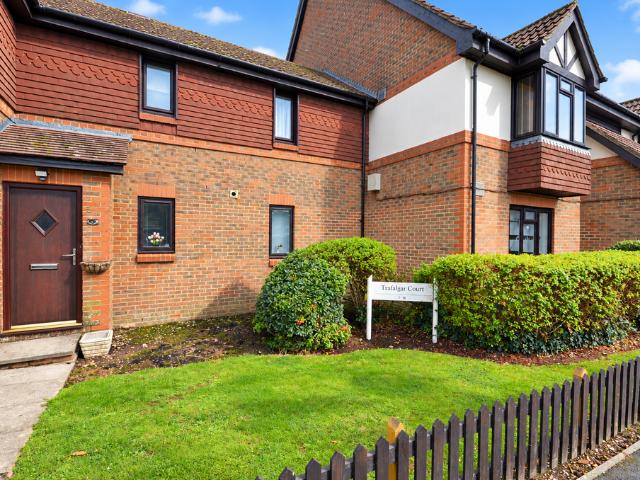 Flat for sale in Bognor Regis, Arun