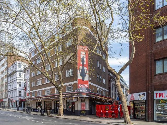 Flat for sale in Saint Giles, Bloomsbury