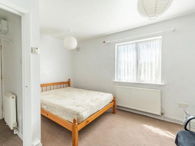 Flat for sale in Greater London