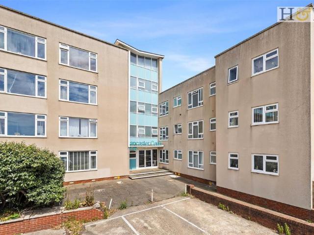 Flat for sale in Aldrington