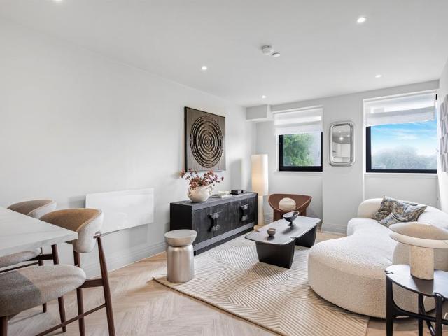 Flat for sale in Brunswick
