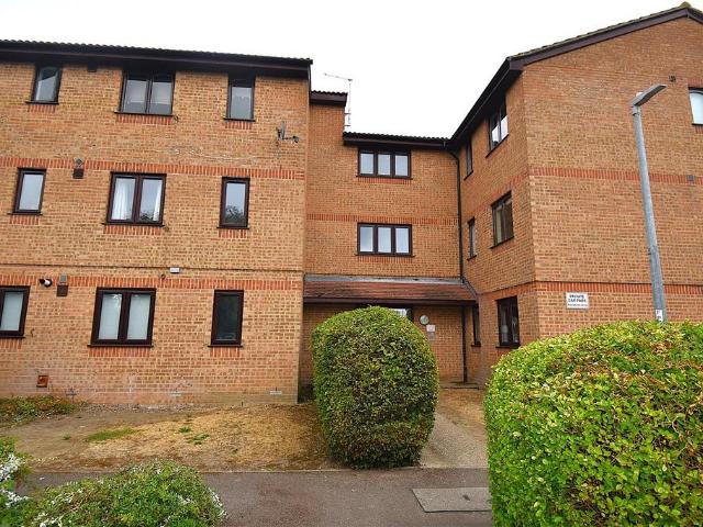 Flat for sale in Stroud Green, Barling