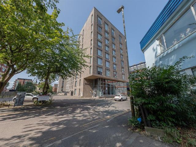 Flat for sale in Bede Island, Old Wharf