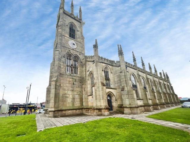 Flat for sale in The Haulgh, Lee Bank