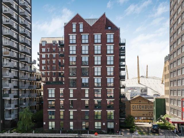 Flat for sale in Goodluck Hope, Blackwall