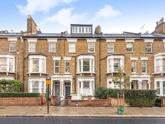 Flat for sale in Gospel Oak, Greater London
