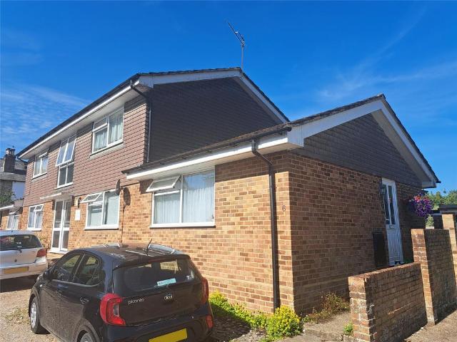 Flat for sale in Pachesham Park, Surrey