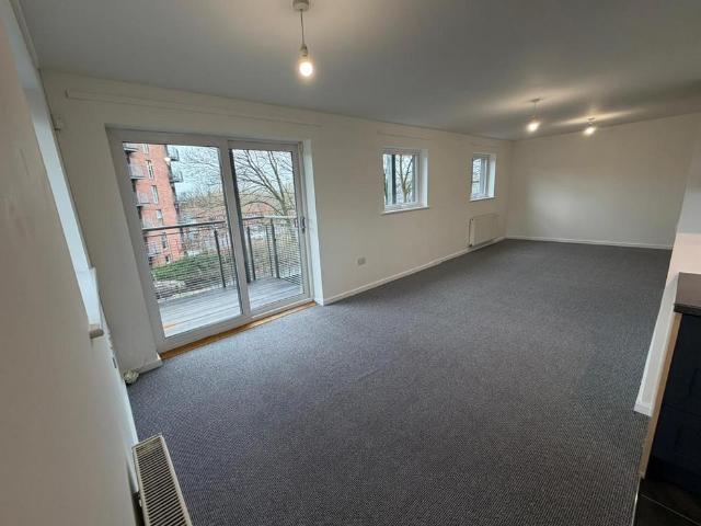 Flat for sale in Bradford, Georgia