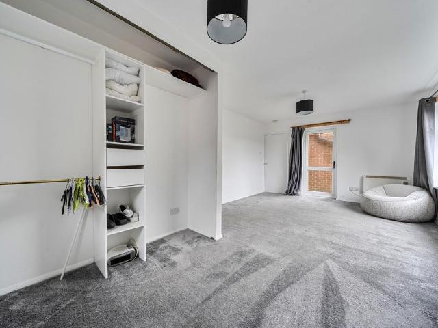 Flat for sale in St James, Sandown Park