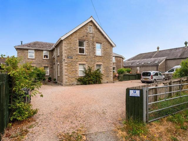 Flat for sale in Hay, Wales