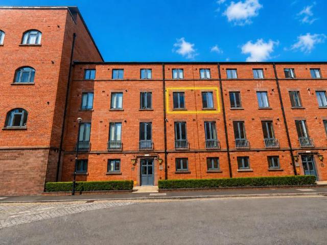Flat for sale in Newtown, Two Mills