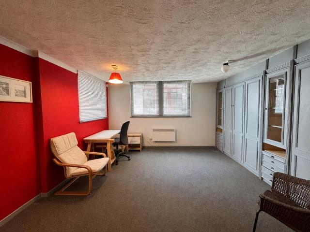 Flat for sale in City Centre, Georgia