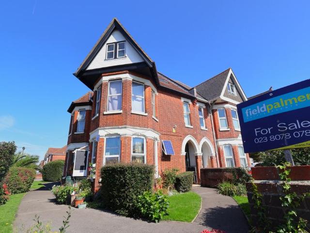 Flat for sale in Hill, City Of Southampton