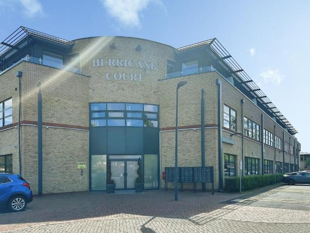 Flat for sale in Slough