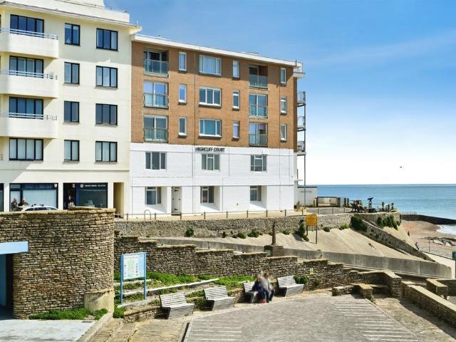 Flat for sale in Rottingdean