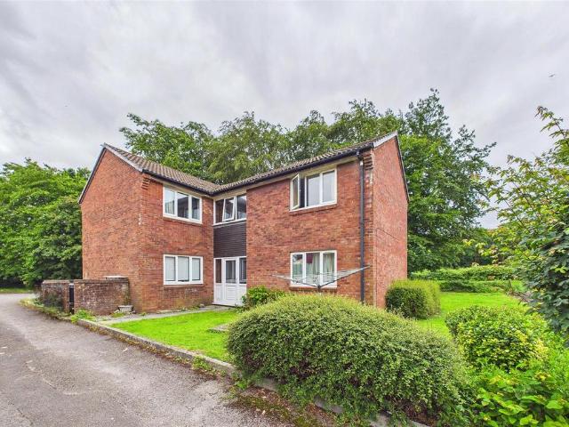 Flat for sale in West End, Clevedon