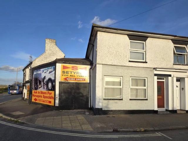 Flat for sale in Totton and Eling, Ashurst Bridge