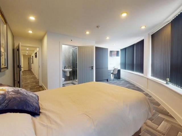 Flat for sale in Chilwell, Broxtowe