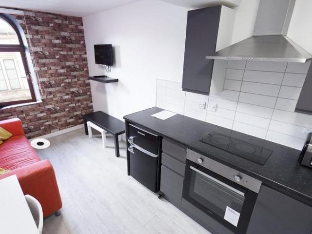 Flat for sale in City Centre, Calderstones