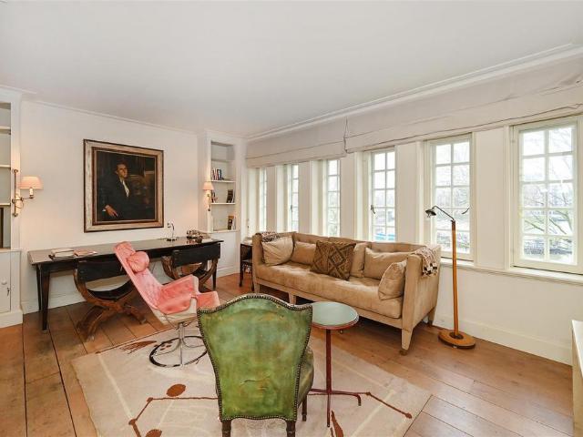 Flat for sale in Chelsea, Greater London