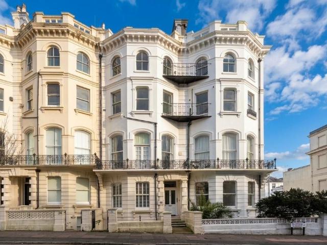 Flat for sale in Brunswick, Brighton & Hove