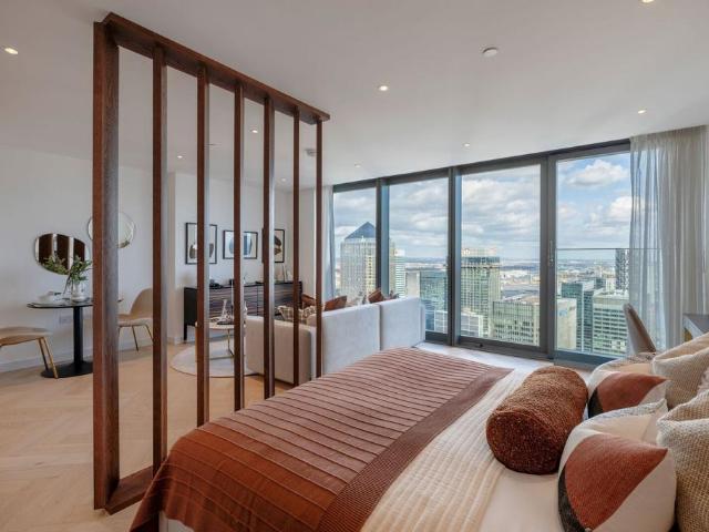 Flat for sale in Canary Wharf, Isle Of Man