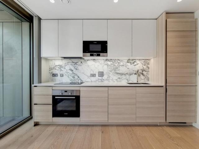 Flat for sale in Greenwich Peninsula, Greater London