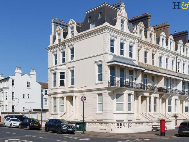 Flat for sale in Aldrington