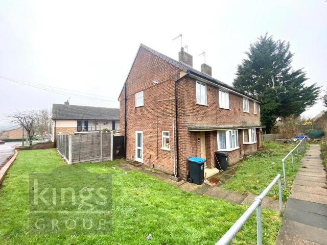 Flat for sale in Epping, Essex