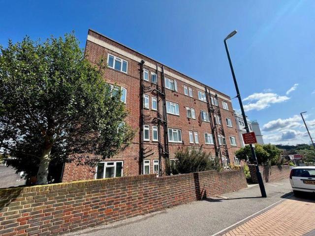 Flat for sale in West Cliff, Bournemouth