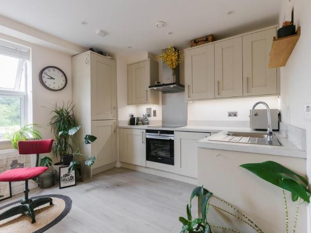 Flat for sale in Pachesham Park, Surrey