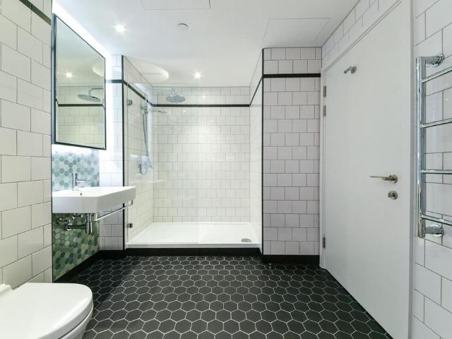 Flat for sale in London City Island, Greater London