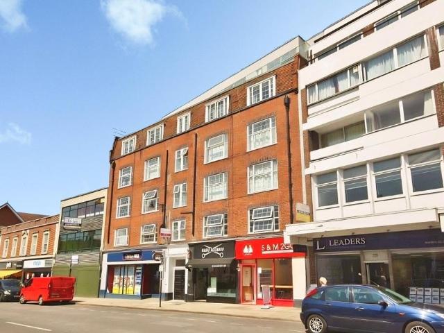 Flat for sale in Charlotteville, Westborough