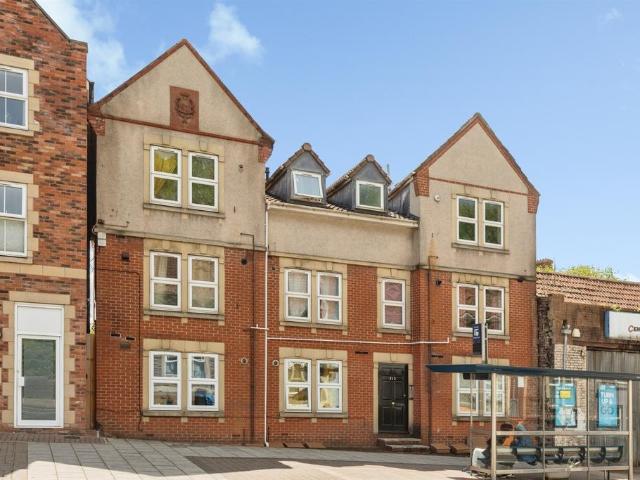 Flat for sale in Feckenham, City Of Bristol