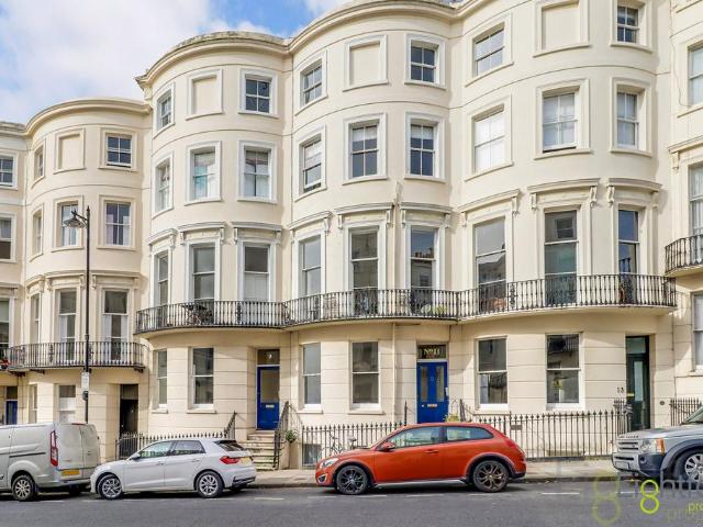 Flat for sale in Kemptown, Brighton & Hove