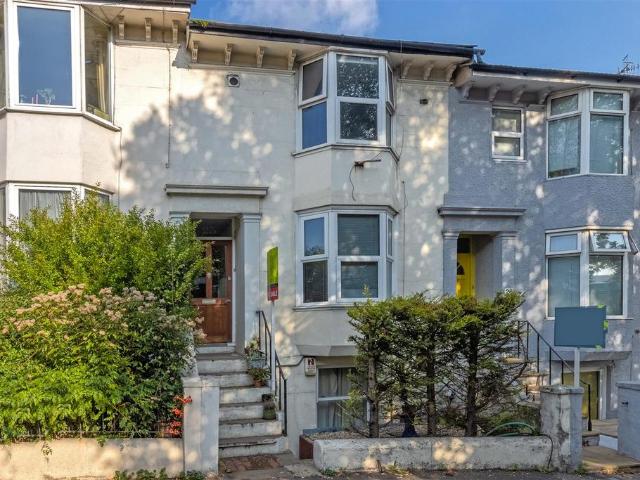 Flat for sale in Round Hill, Brighton & Hove