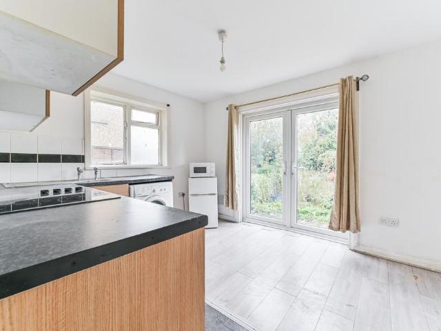 Flat for sale in Clapton, Lower Clapton