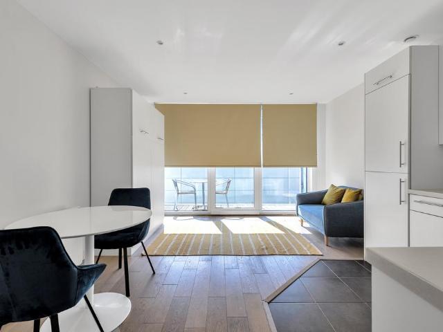 Flat for sale in Greater London