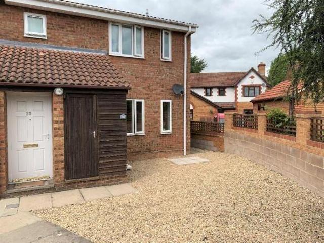 Flat for sale in Lower Stratton, Stratton St. Margaret