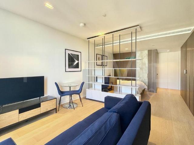Flat for sale in Greater London