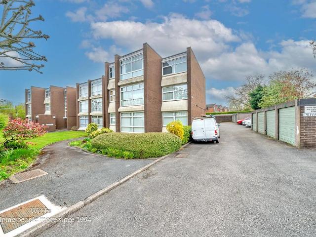 Flat for sale in Gillity Village, Great Barr