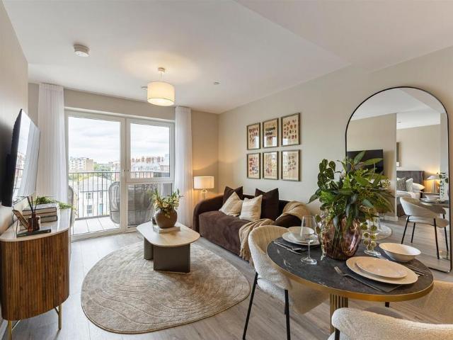 Flat for sale in Hammersmith, Greater London