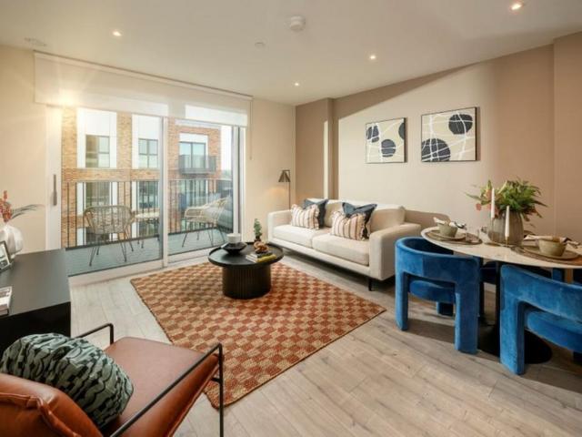 Flat for sale in North Watford