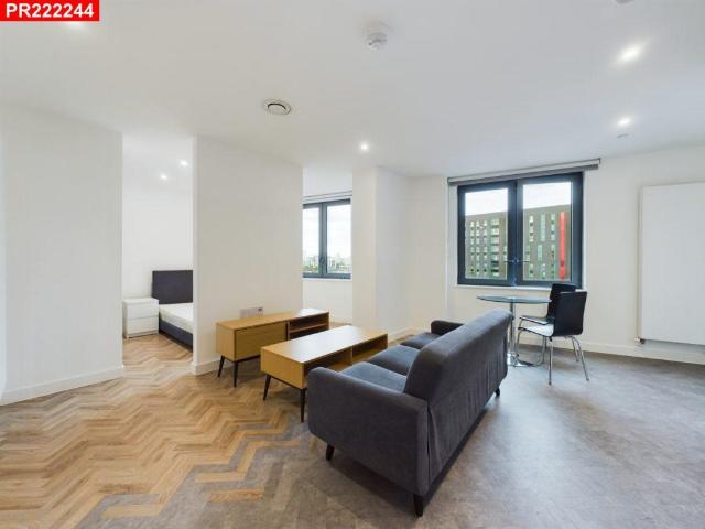 Flat for sale in Bromley-by-Bow, Poplar Grove