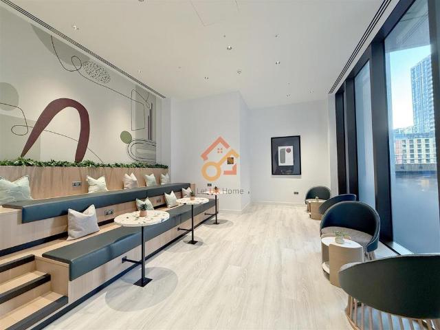 Flat for sale in Isle Of Dogs, Isle Of Man