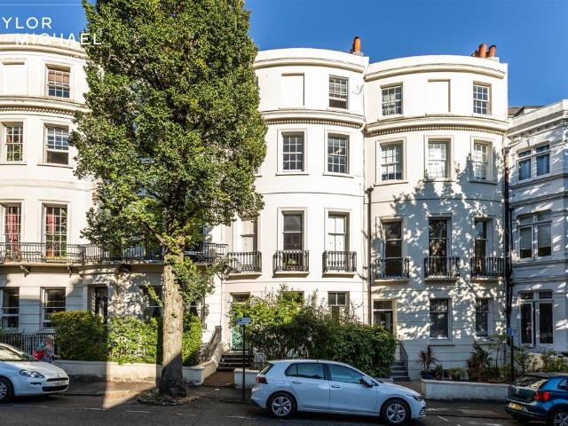 Flat for sale in Brunswick, Brighton & Hove
