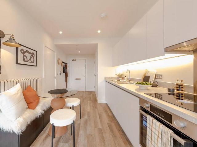 Flat for sale in Shepherd's Bush, Isle Of Man