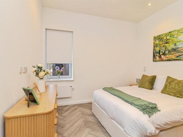 Flat for sale in Fenny Stratford, Milton Keynes